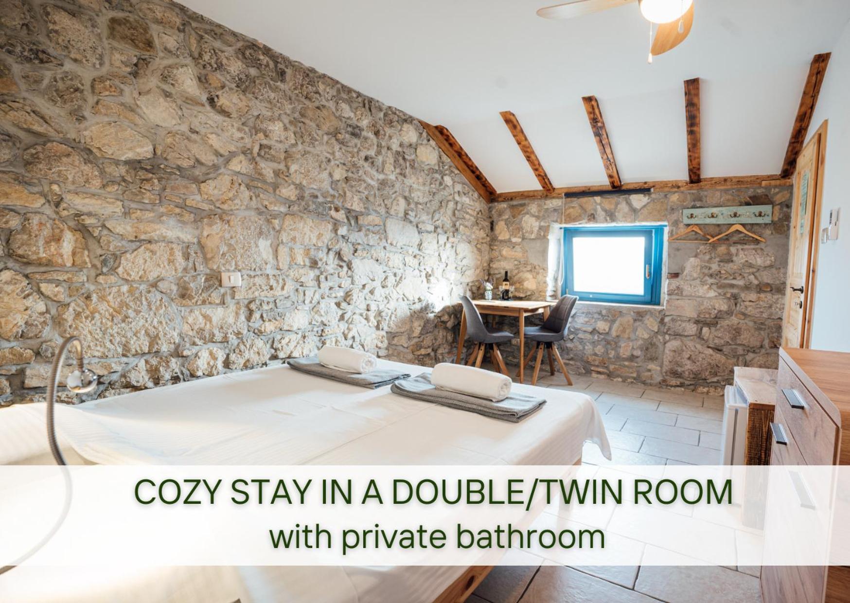 Guesthouse Kamniti Rob Crni Kal Экстерьер фото